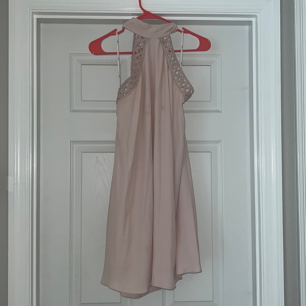 Light pink lulus dress!